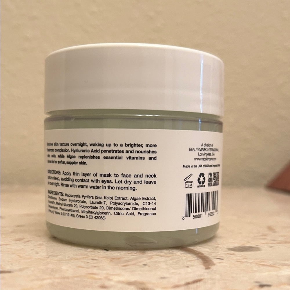 Vitamins and Sea Beauty Sea Kelp Hyaluronic Acid Sleep Mask - White & Pale Green - Picture 2 of 2